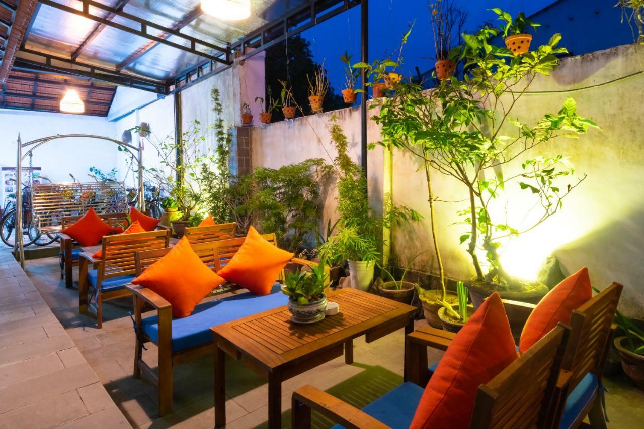 Vivi Homestay & Coffee Hoian Hoi An Exterior photo